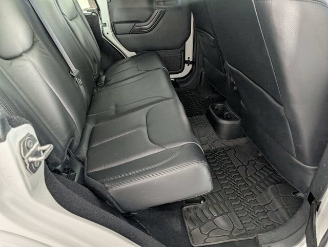 2017 Jeep Wrangler Unlimited Smoky Mountain