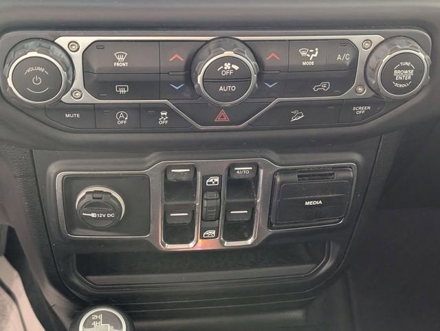 2019 Jeep Wrangler Unlimited Sahara 4x4