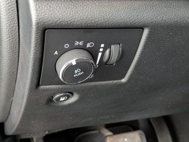 2019 Jeep Grand Cherokee Laredo E 4x2