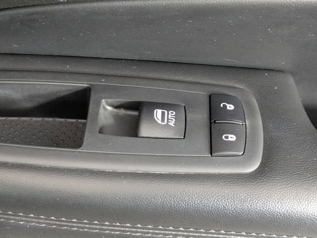 2019 Jeep Grand Cherokee Laredo E 4x2