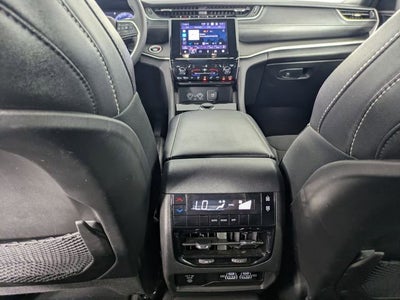 2024 Jeep Grand Cherokee L Altitude X 4x2