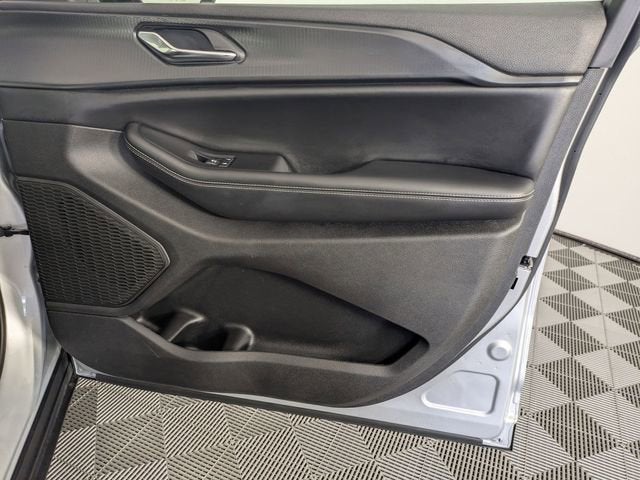 2024 Jeep Grand Cherokee L Altitude X 4x2