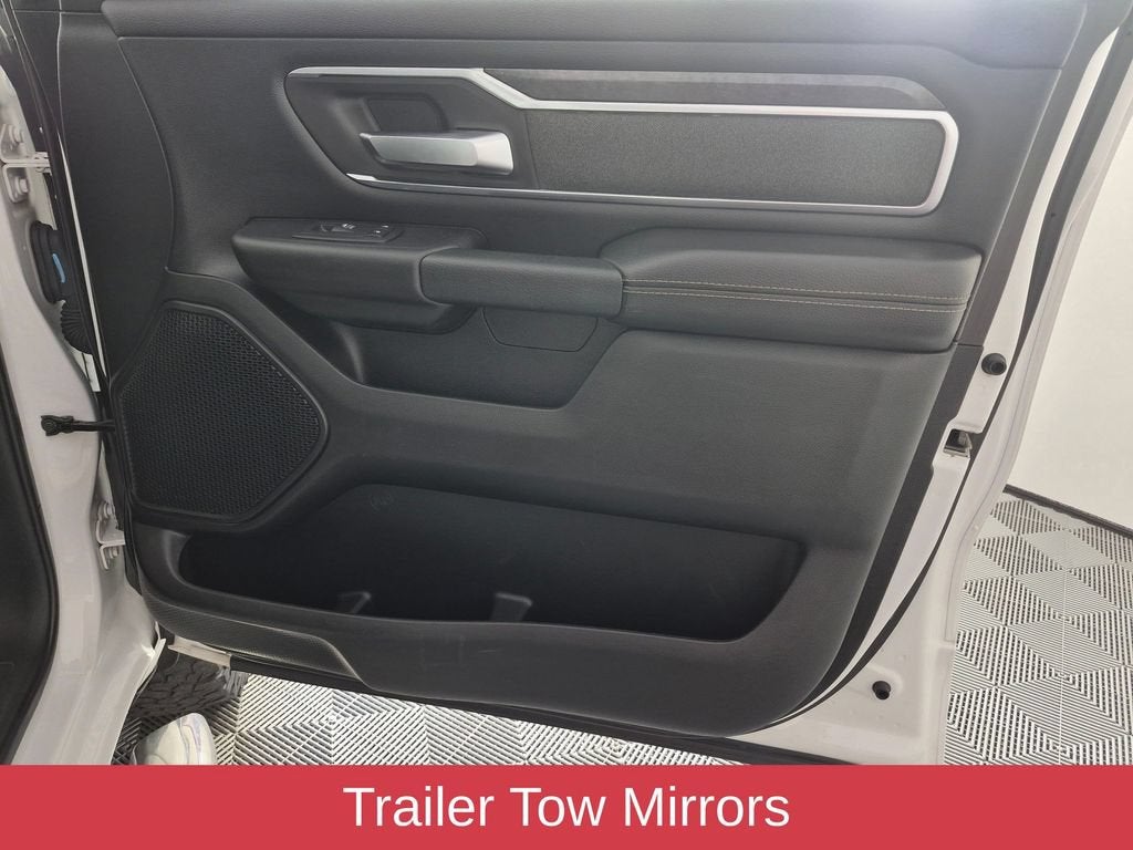 2019 RAM 1500 Big Horn/Lone Star Crew Cab 4x4 5'7" Box