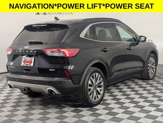 2020 Ford Escape Titanium