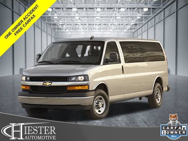 2023 Chevrolet Express Passenger 3500 1LS