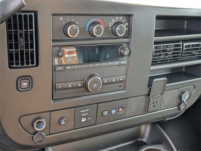 2025 Chevrolet Express Cutaway 3500 1WT