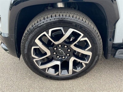 2025 Chevrolet Silverado EV RST - Max Range