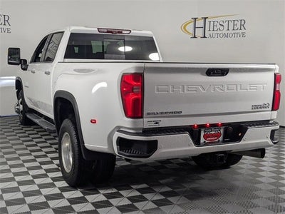 2022 Chevrolet Silverado 3500 HD High Country