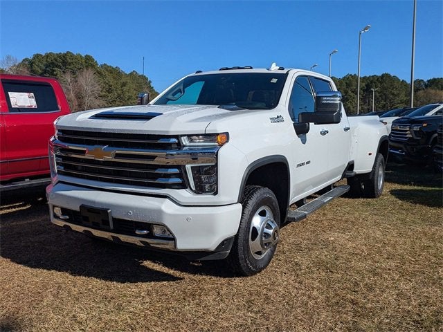 2022 Chevrolet Silverado 3500 HD High Country