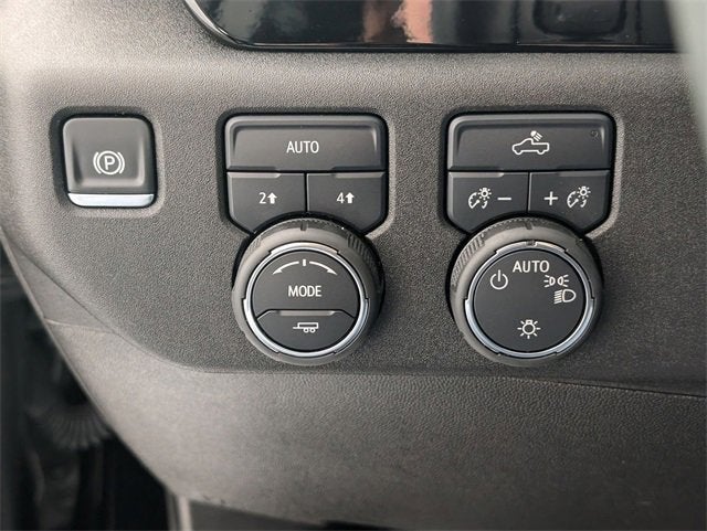 2025 Chevrolet Silverado 1500 LT (2FL)