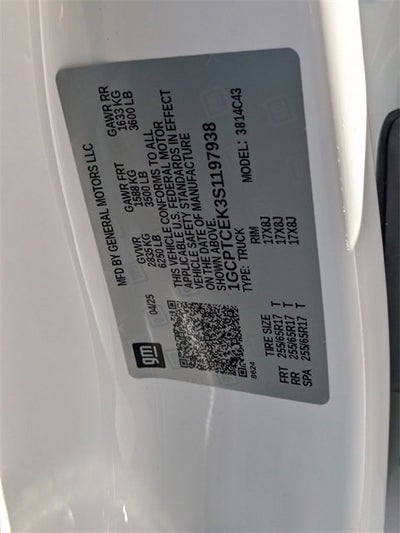 2025 Chevrolet Colorado WT/LT