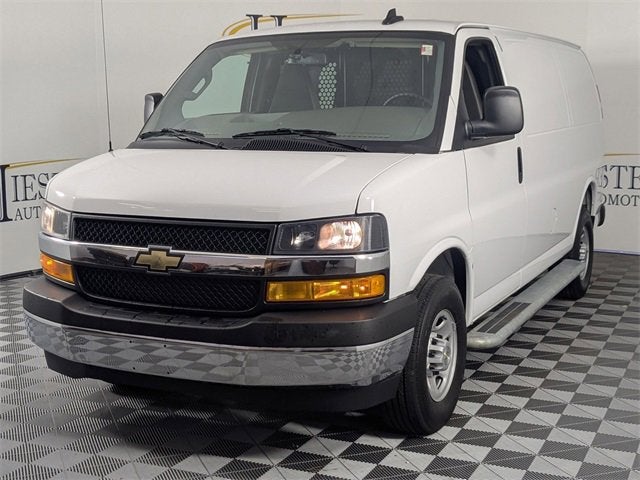 2024 Chevrolet Express Cargo 2500 WT