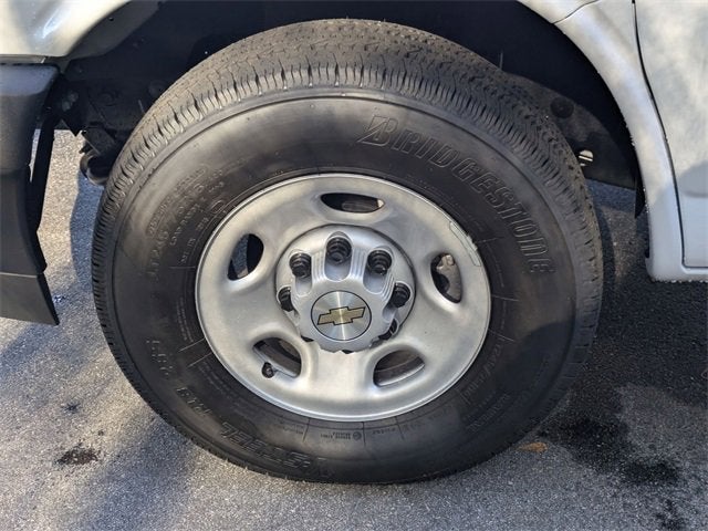 2025 Chevrolet Express Cargo 2500 WT