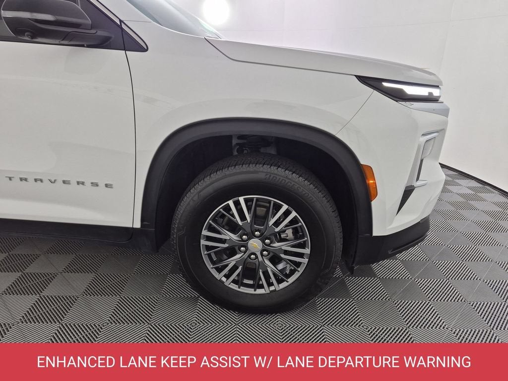 2025 Chevrolet Traverse LT