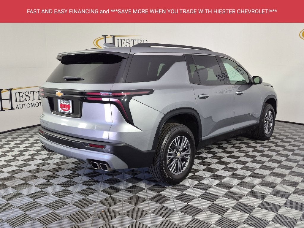 2025 Chevrolet Traverse LT