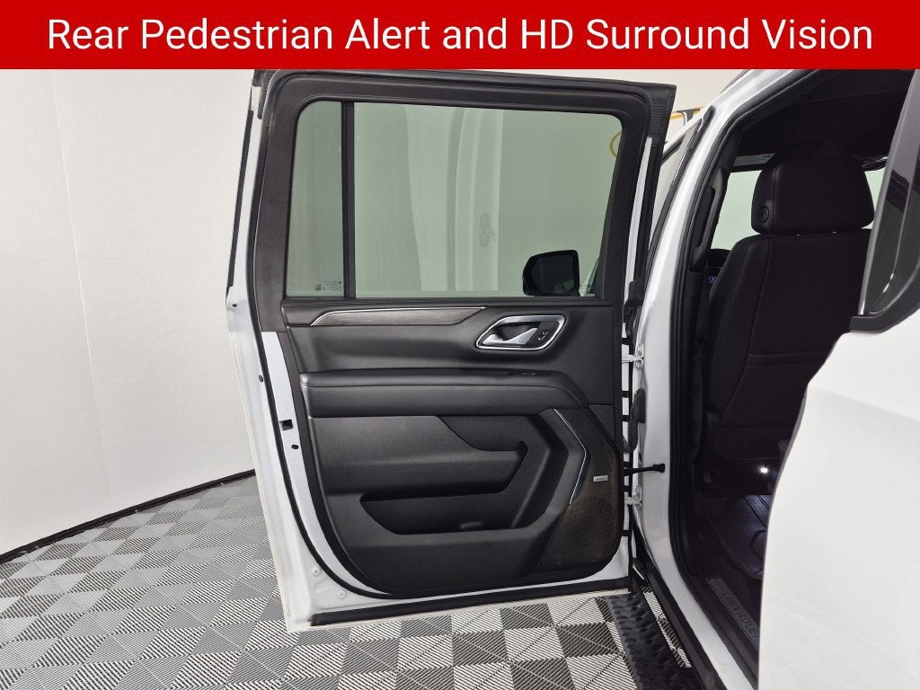 2023 Chevrolet Suburban Z71