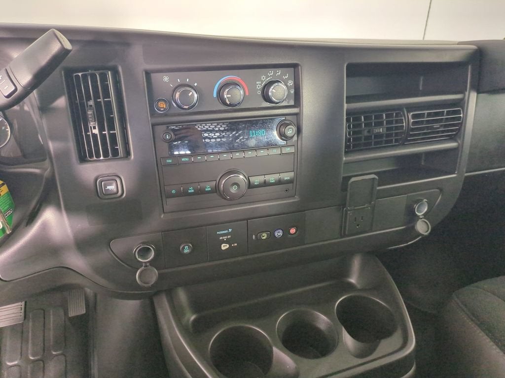 2025 GMC Savana Cargo Work Van
