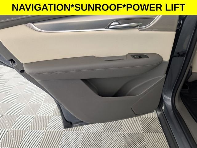 2021 Cadillac XT5 FWD Premium Luxury