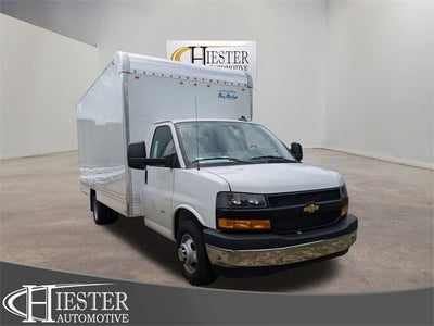 2025 Chevrolet Express Cutaway 3500 1WT
