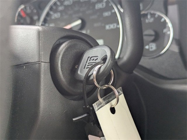 2025 Chevrolet Express Cutaway 3500 1WT