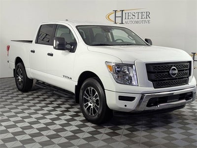 2024 Nissan Titan SV