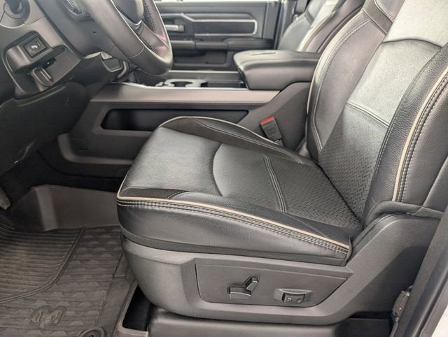 2024 RAM 2500 Laramie Crew Cab 4x4 6'4" Box