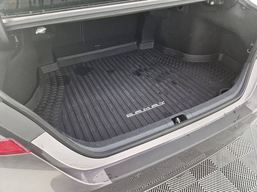 2021 Toyota Camry XSE Hybrid