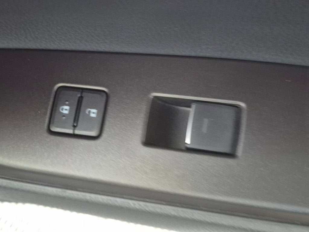 2021 Toyota Camry XSE Hybrid