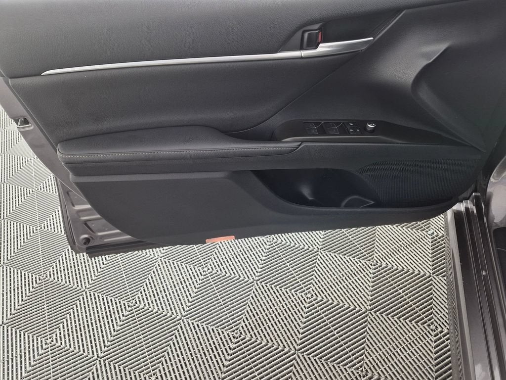 2021 Toyota Camry XSE Hybrid
