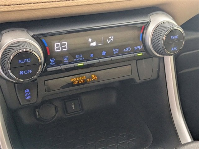 2022 Toyota RAV4 Hybrid XLE