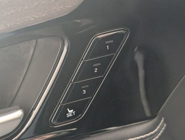 2022 Acura MDX w/Advance Package