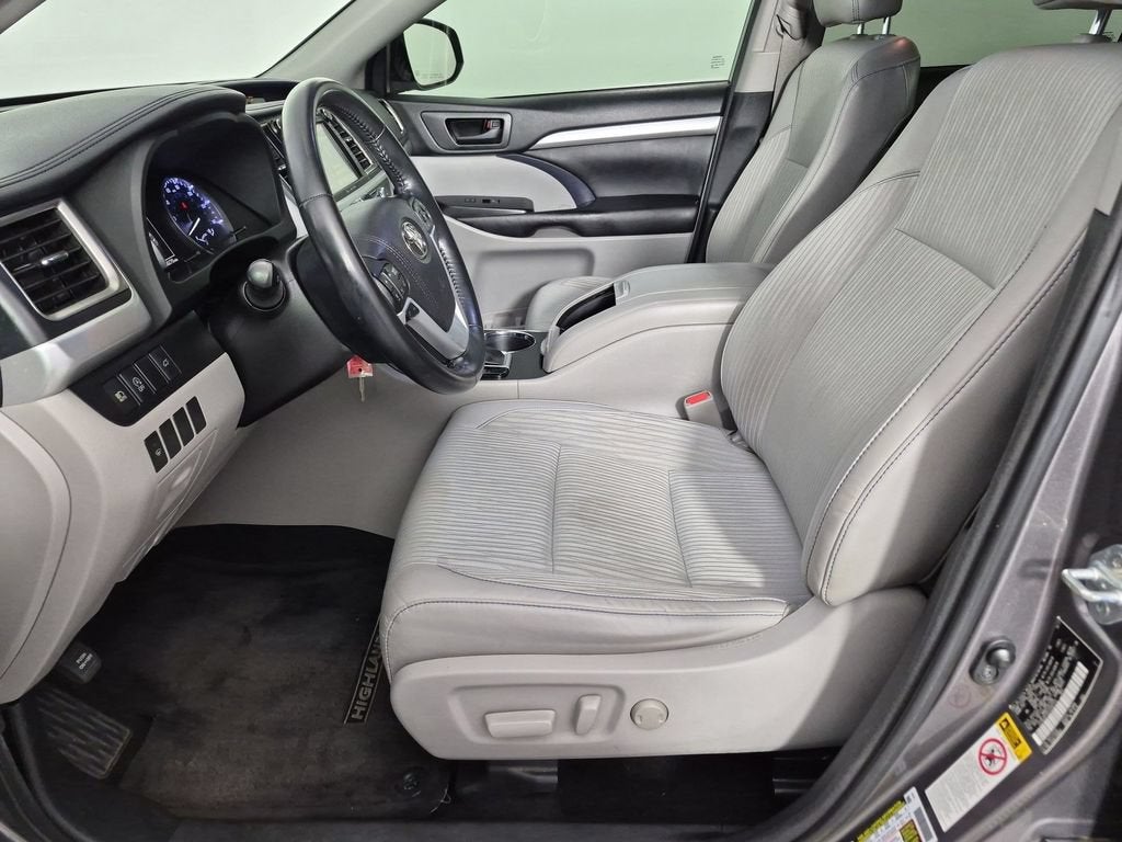 2018 Toyota Highlander LE