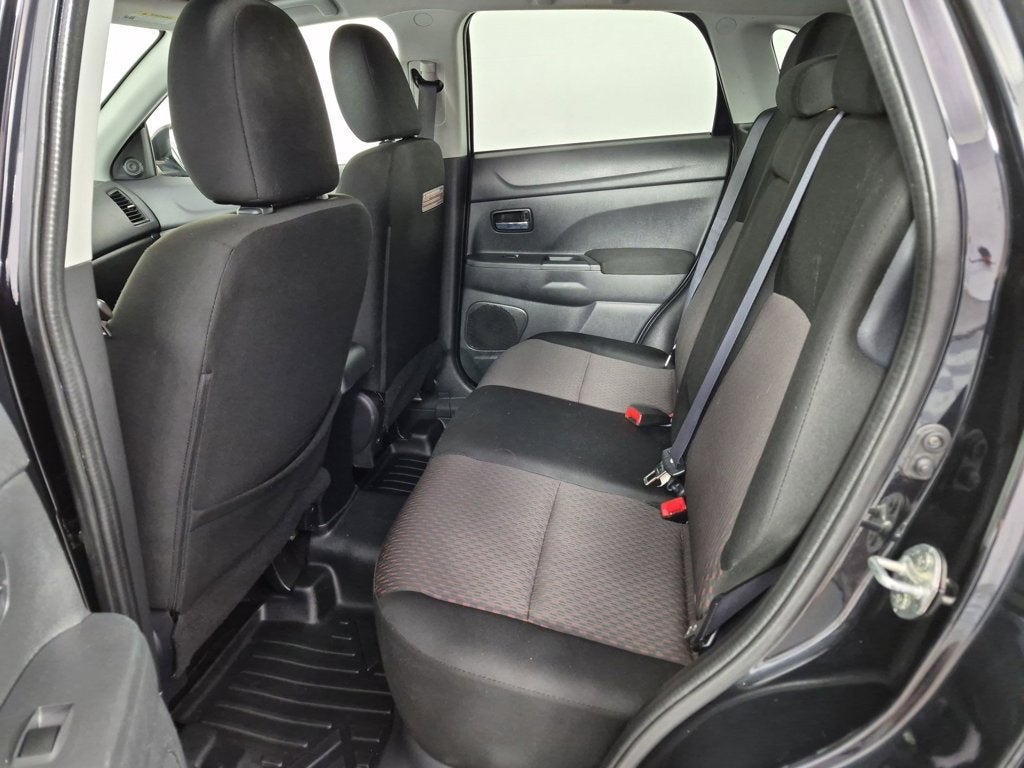 2017 Mitsubishi Outlander Sport 2.0 ES