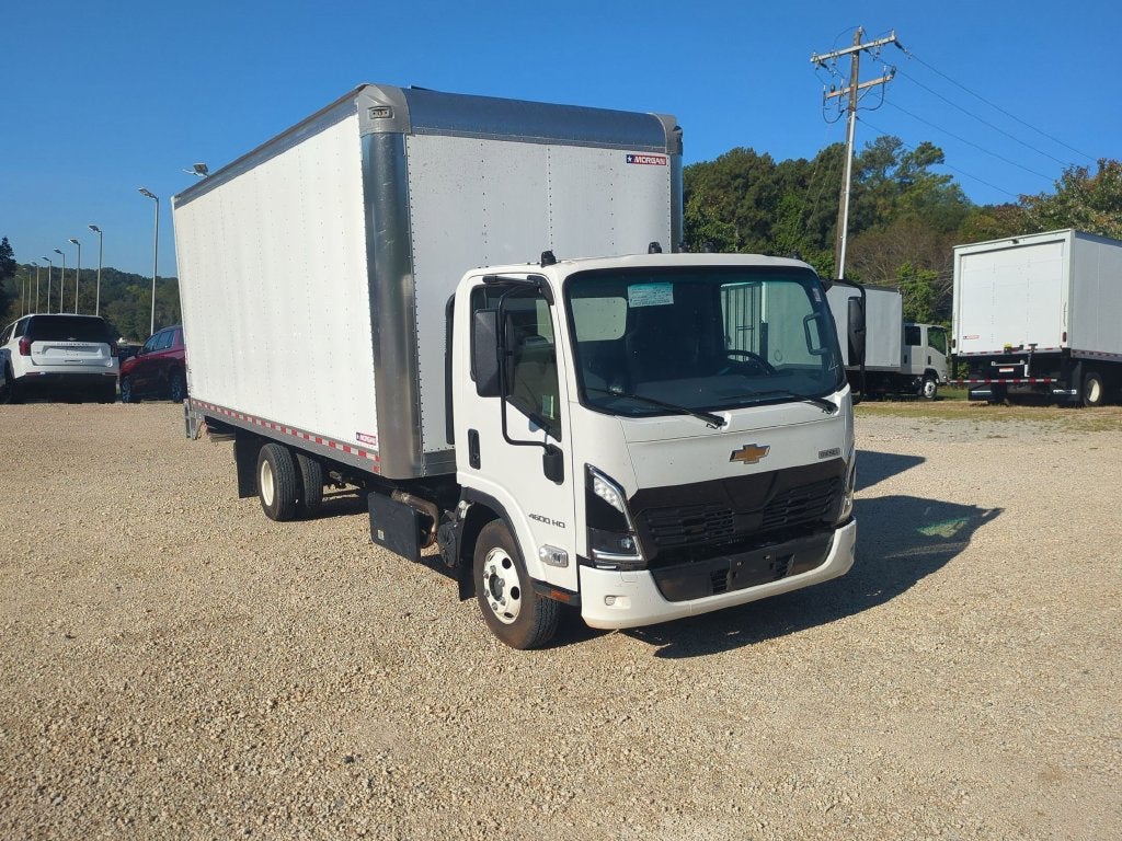 2025 Chevrolet Low Cab Forward 4500 HD NA