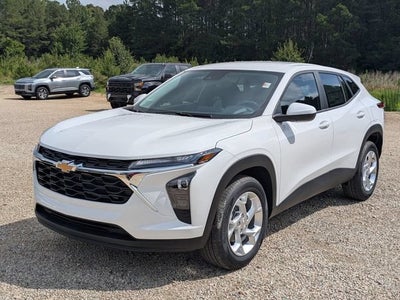 2026 Chevrolet Trax LS