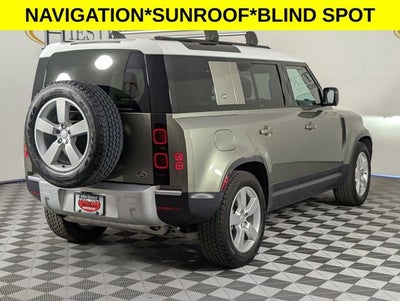 2023 Land Rover Defender SE