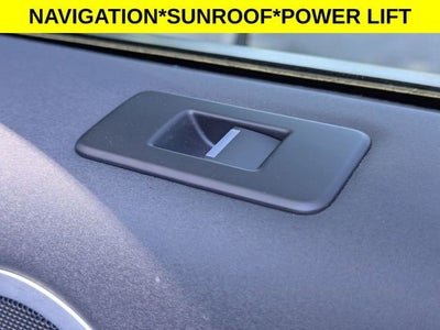 2023 Land Rover Discovery S