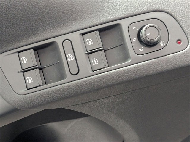 2018 Volkswagen Tiguan Limited BASE