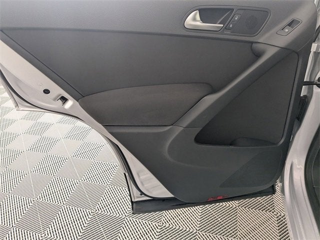 2018 Volkswagen Tiguan Limited BASE