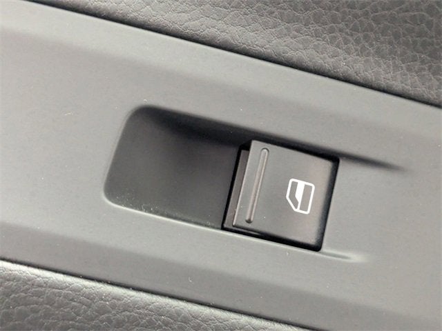 2018 Volkswagen Tiguan Limited BASE