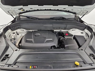 2020 Volvo XC90 T5 Momentum 7 Passenger