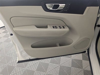 2021 Volvo XC60 Momentum