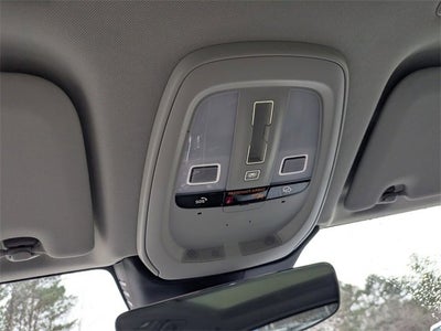 2025 Volvo XC60 Plus