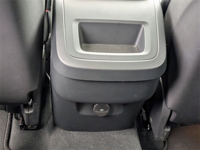 2025 Volvo XC60 Plus