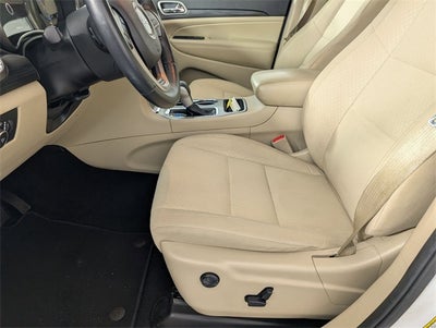 2019 Jeep Grand Cherokee Laredo E