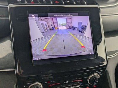2023 Jeep Grand Cherokee Laredo 4x2