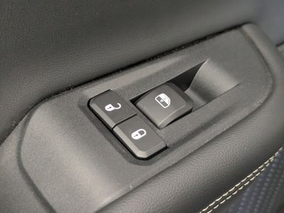 2023 Jeep Grand Cherokee Laredo 4x2
