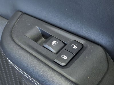 2023 Jeep Grand Cherokee Laredo 4x2