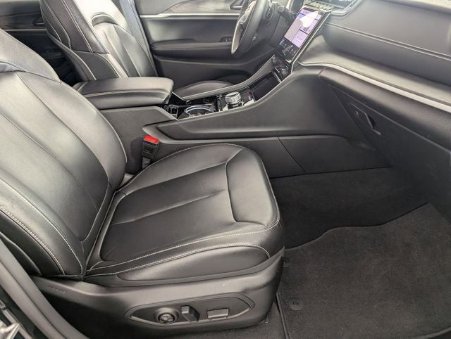 2023 Jeep Grand Cherokee Limited 4x2
