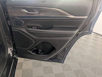 2024 Jeep Grand Cherokee Overland